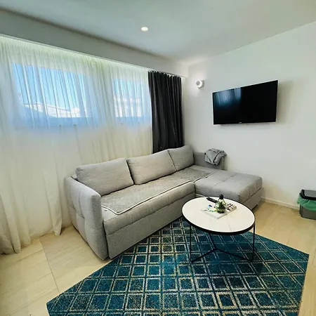 Golden Soul With Garage Parking Apartment Sarajevo