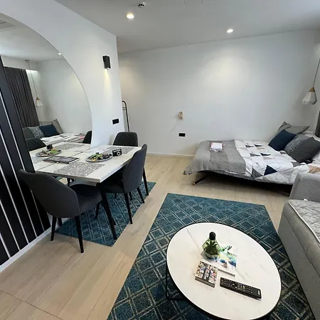 Golden Soul With Garage Parking * Sarajevo